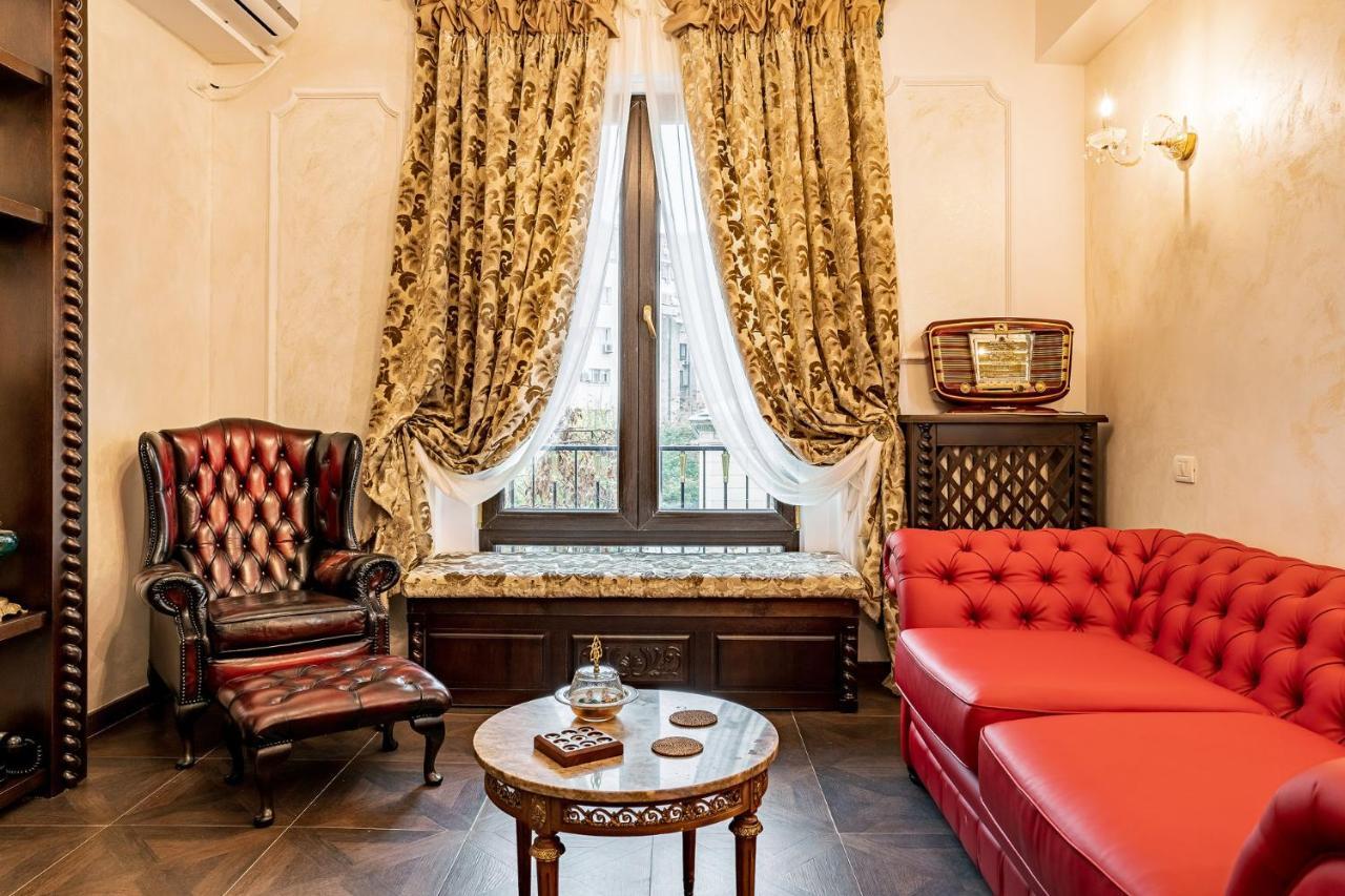 Private Museum Apartment With Antique Decor Bukareszt Zewnętrze zdjęcie